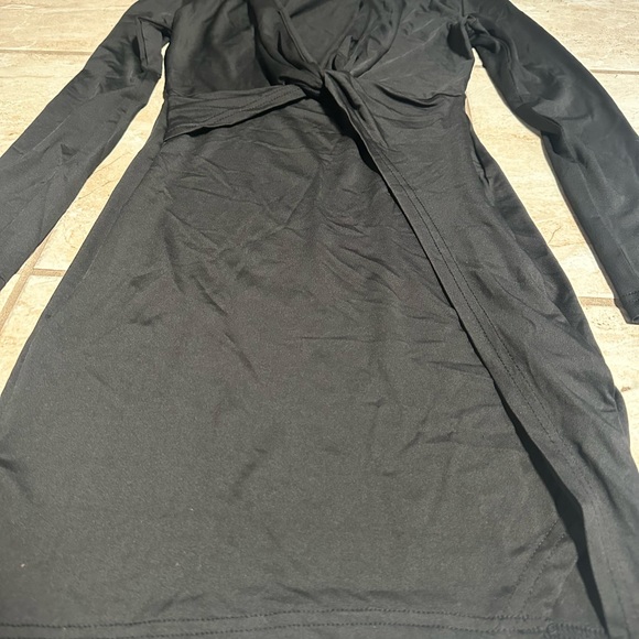 WOMENS twist front plunging neck bodycon long sleeve dress - Picture 5 of 8